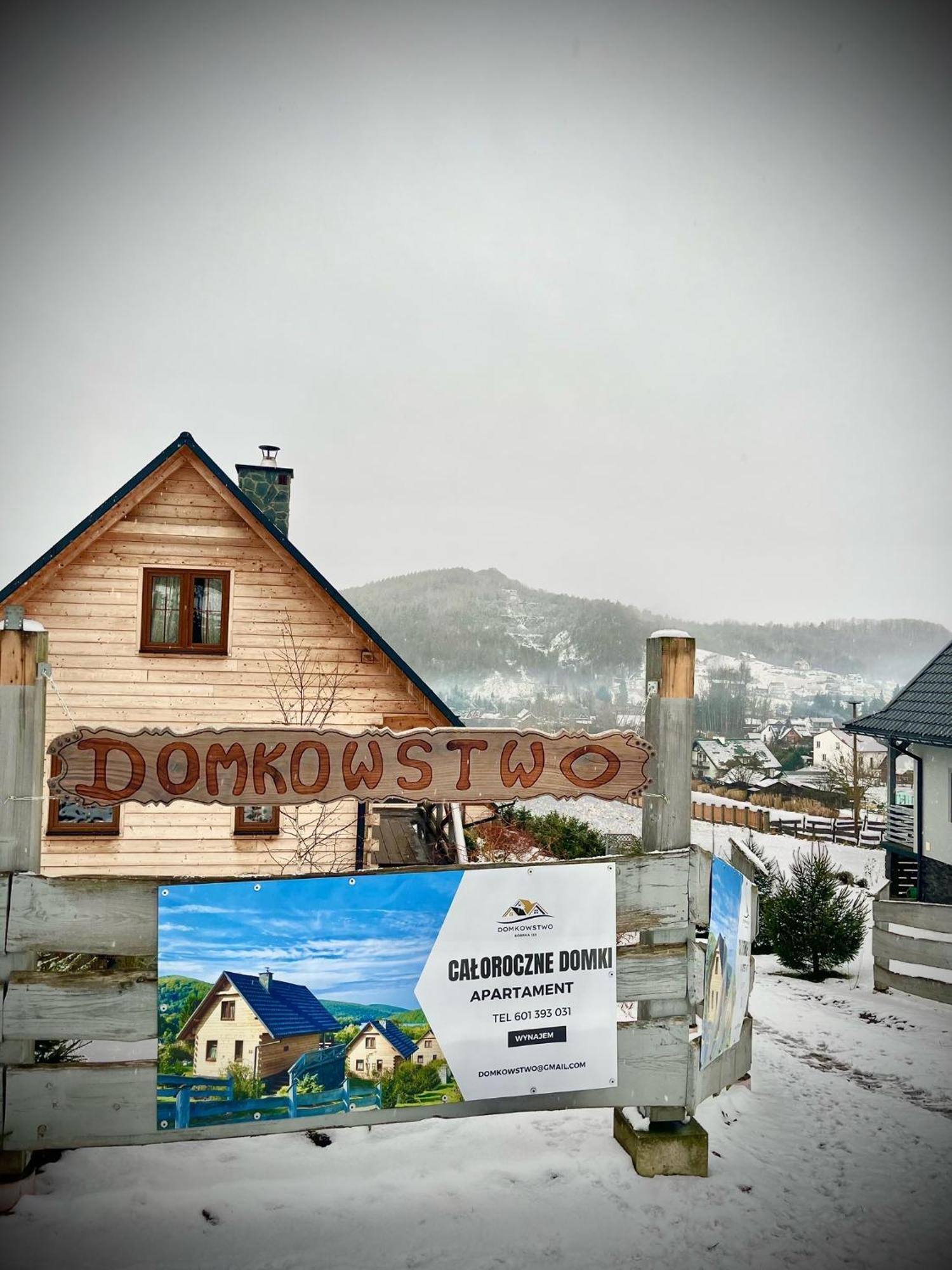 Domki Caloroczne Domkowstwo Bobrka Exteriör bild