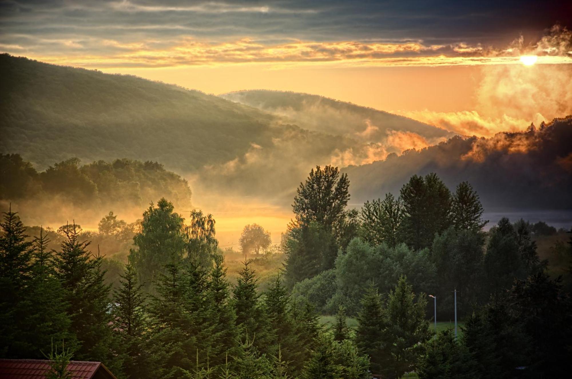 Domki Caloroczne Domkowstwo Bobrka Exteriör bild